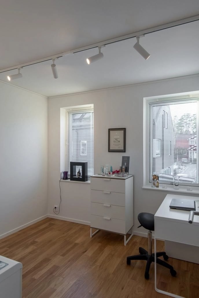 Commercial track lighting supplier serving retail and office projects in New Jersey