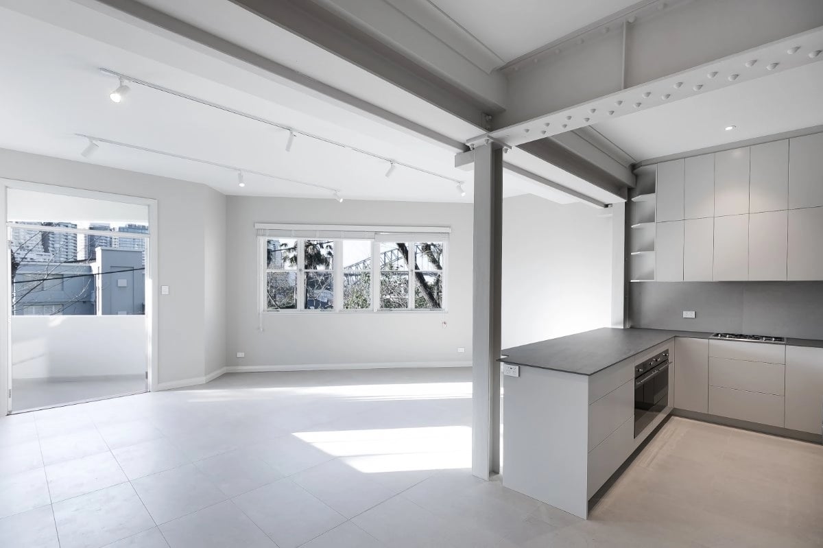 Track pendant lighting price comparison for residential lighting projects in Illinois, Chicago