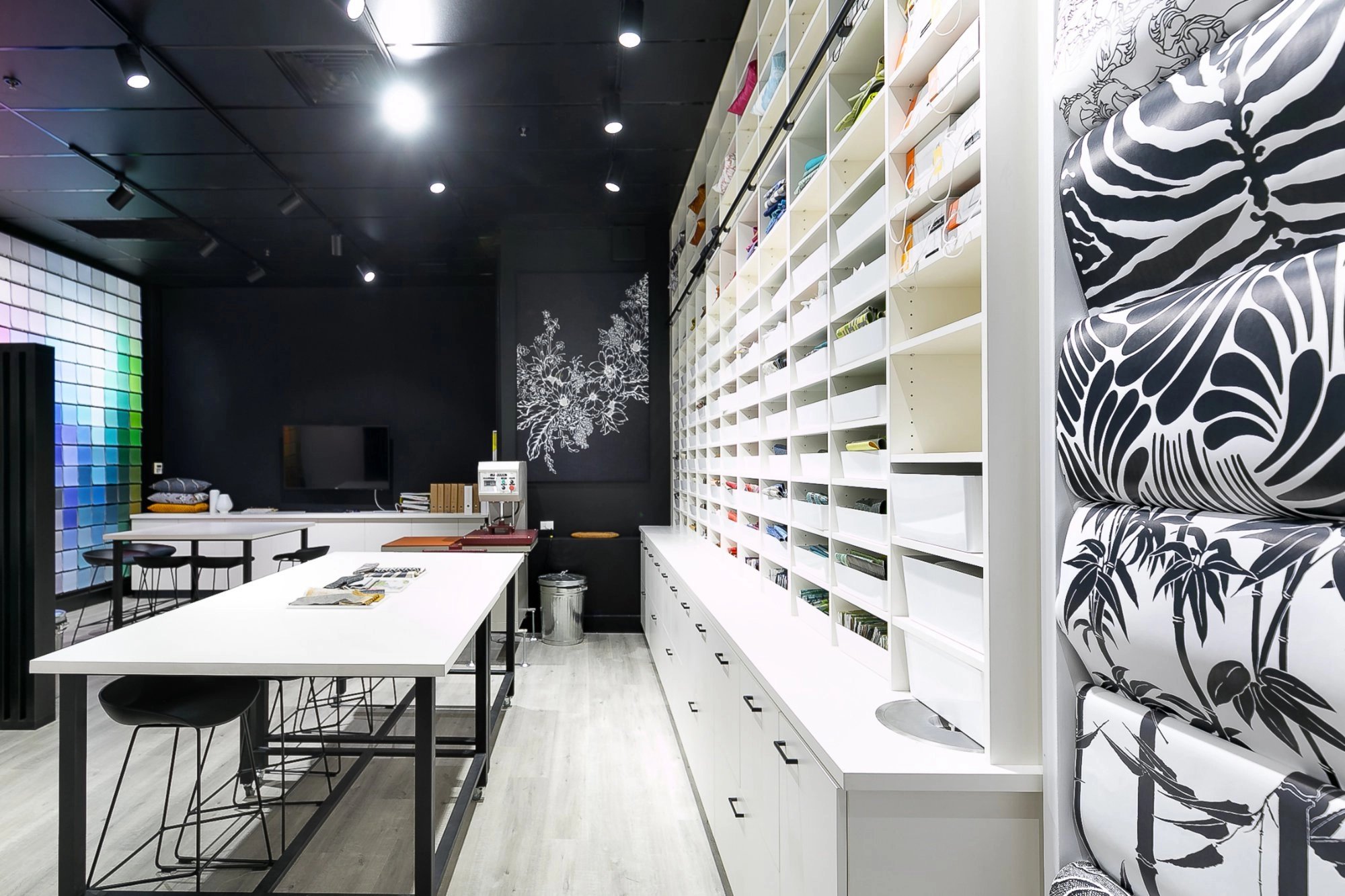 Buy high-performance commercial track lighting solutions for stores in Nevada