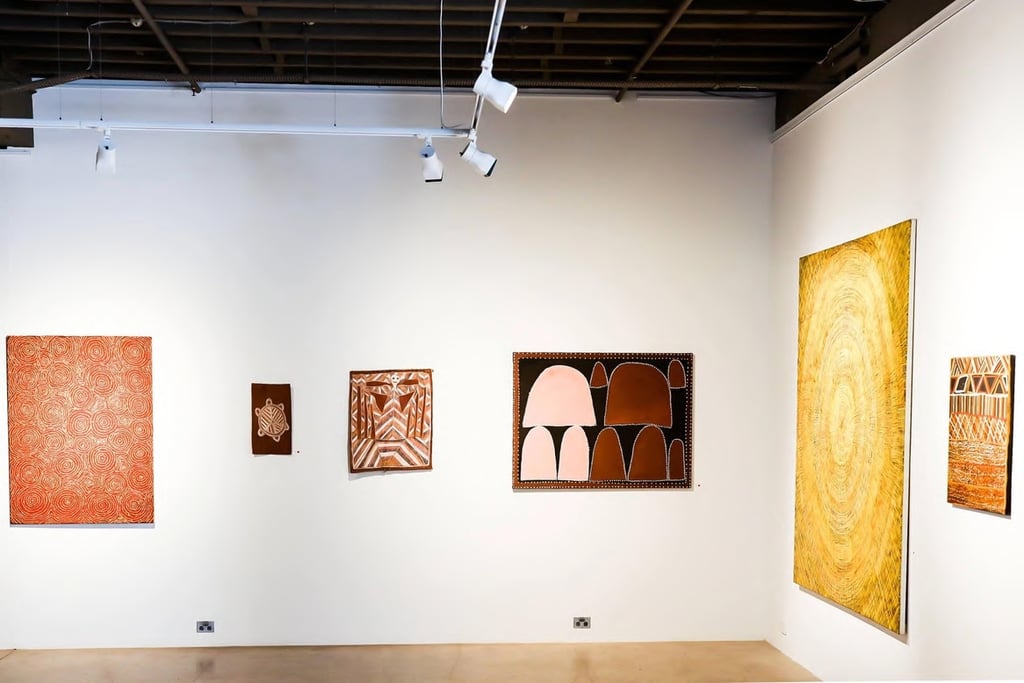 Buy professional suspended track lighting for retail interiors in Pennsylvania