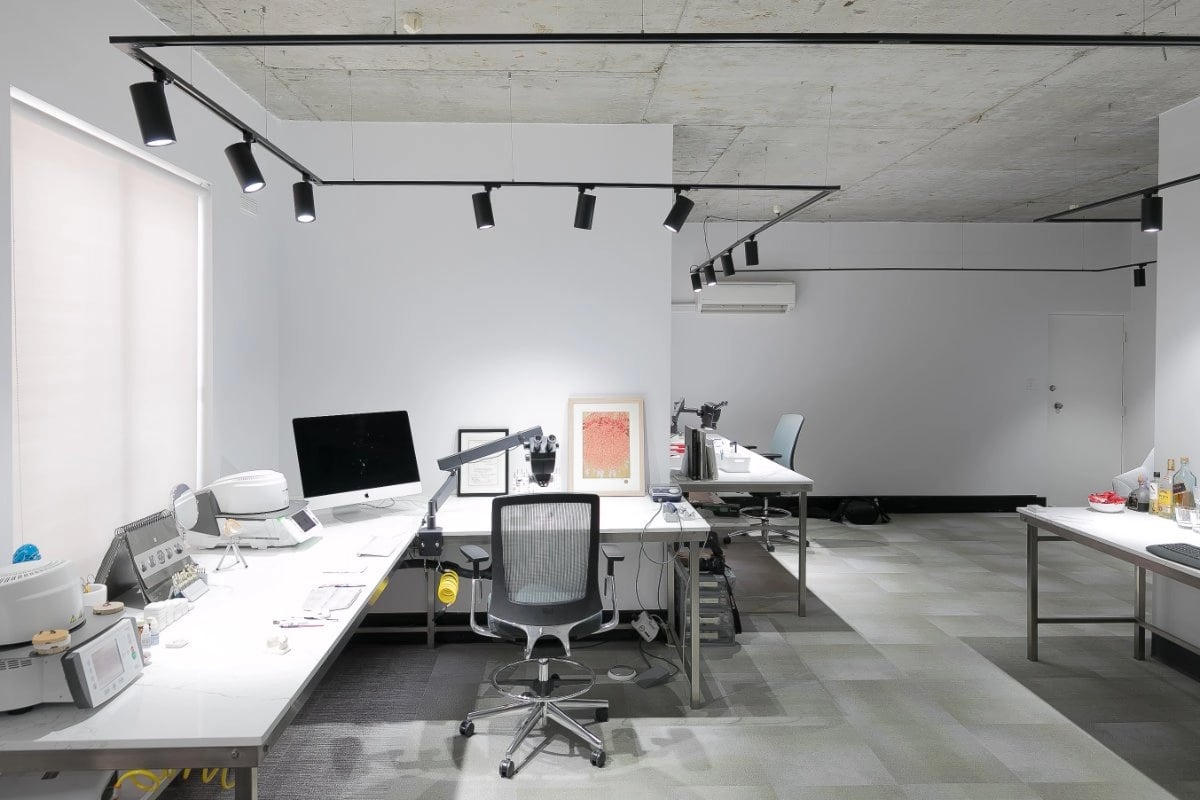 Reliable track lighting supplier for office projects across Texas