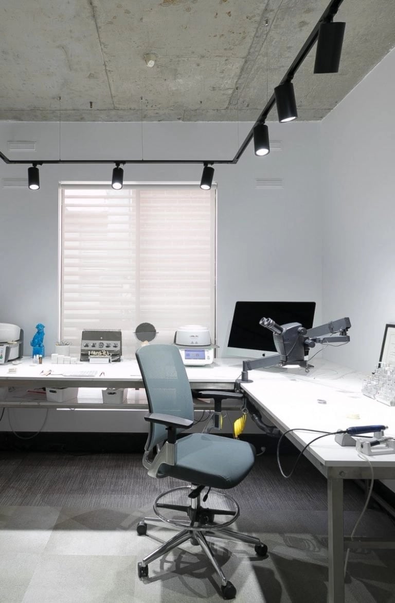 Office track lighting price guide for scalable workspaces in Illinois offices