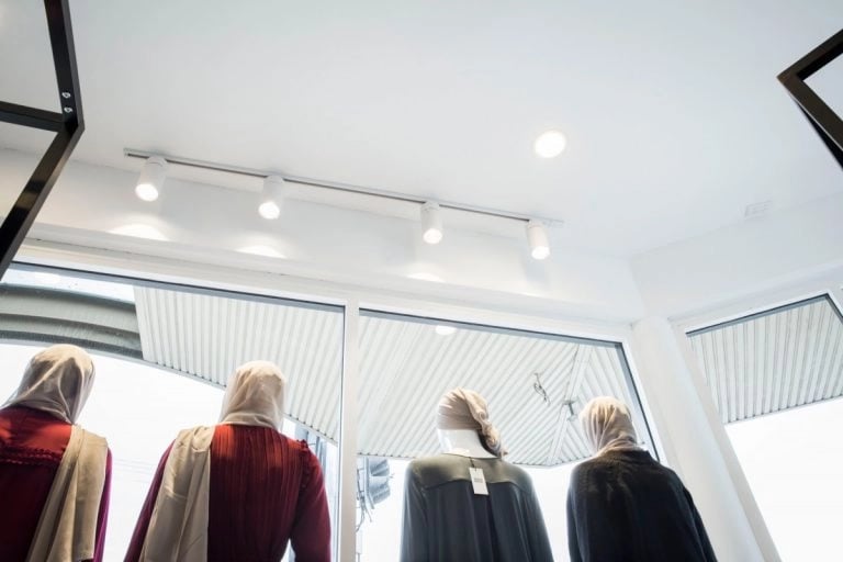 Retail lighting supplier providing store lighting systems across California