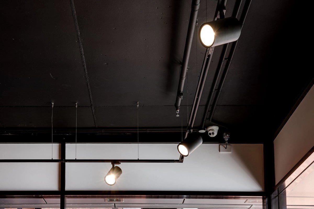 Commercial LED track lighting supplier for salons in Georgia