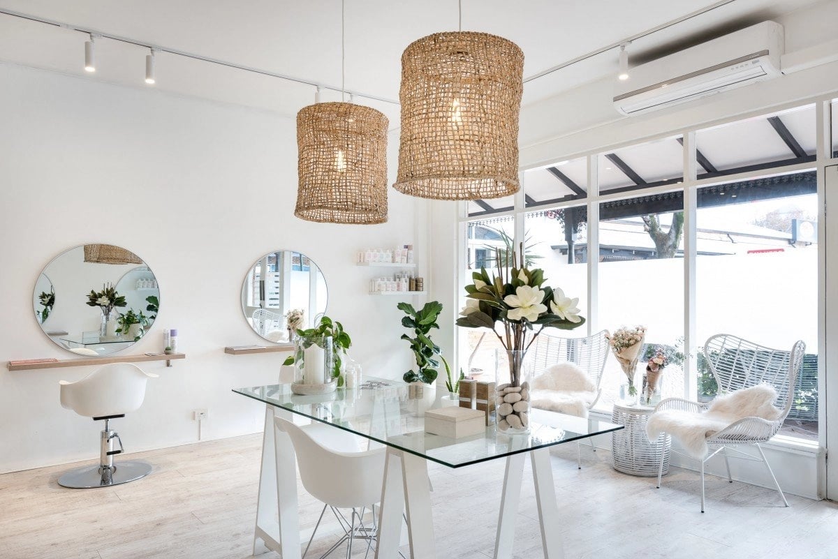 Buy salon track lighting systems in California for professional color-accurate styling