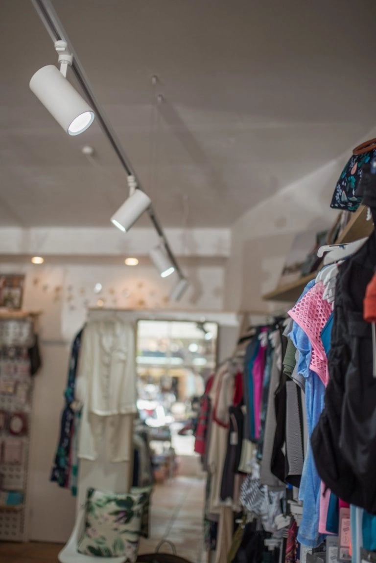 Professional advice on choosing LED commercial track lighting for offices in Washington