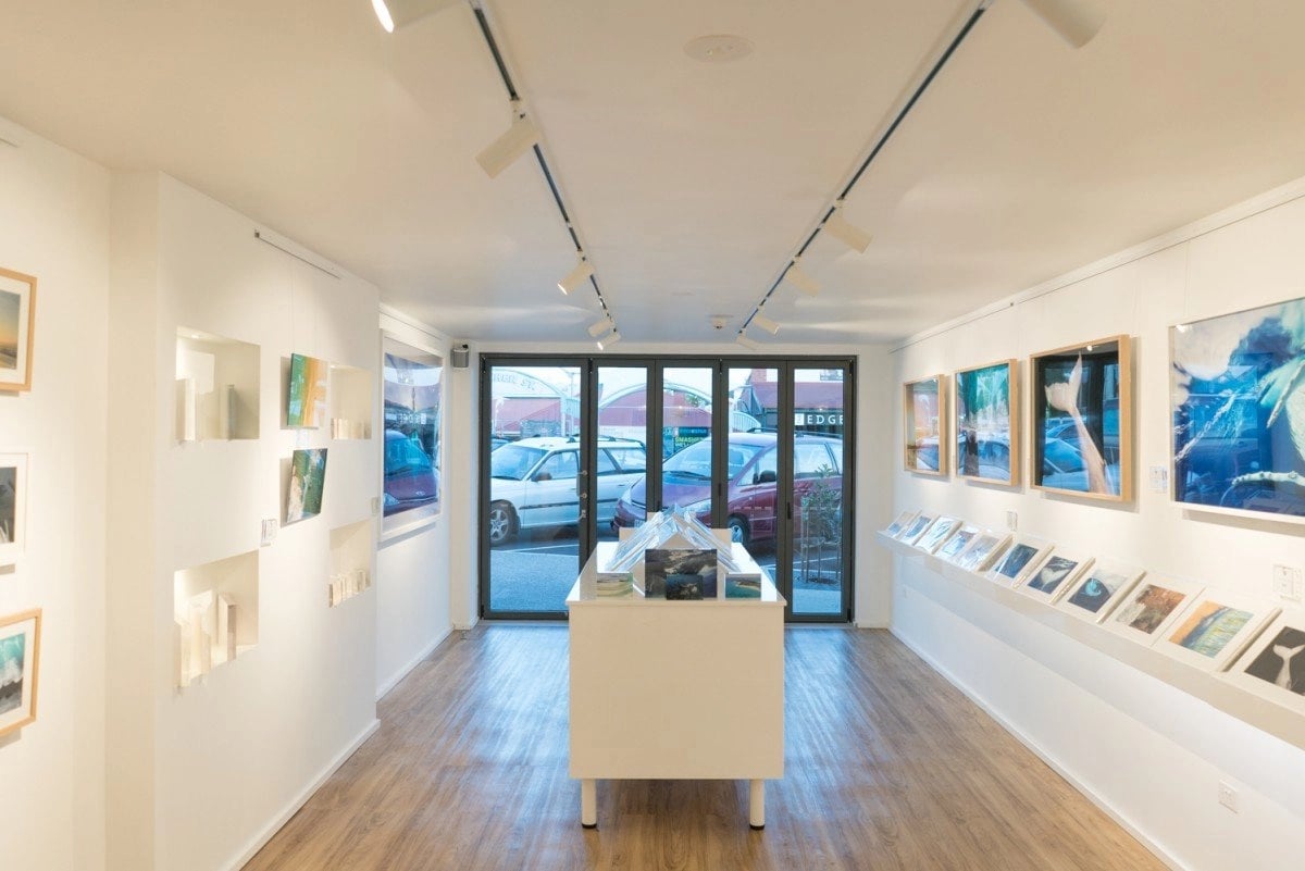 Price energy efficient LED track lighting systems in Oregon, Portland