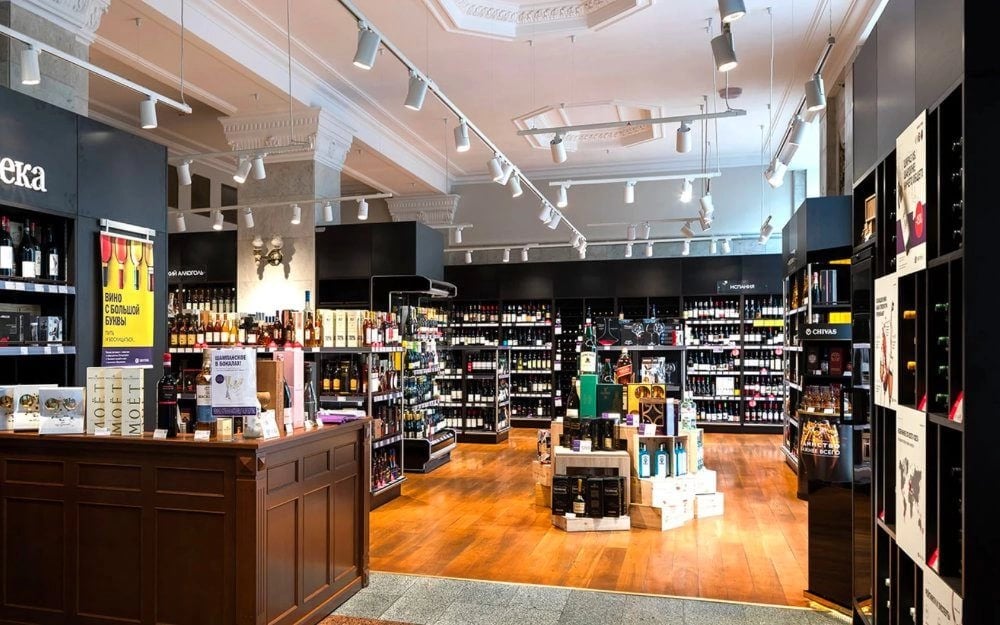 Supplier of high-quality LED track lighting for Texas showrooms and galleries