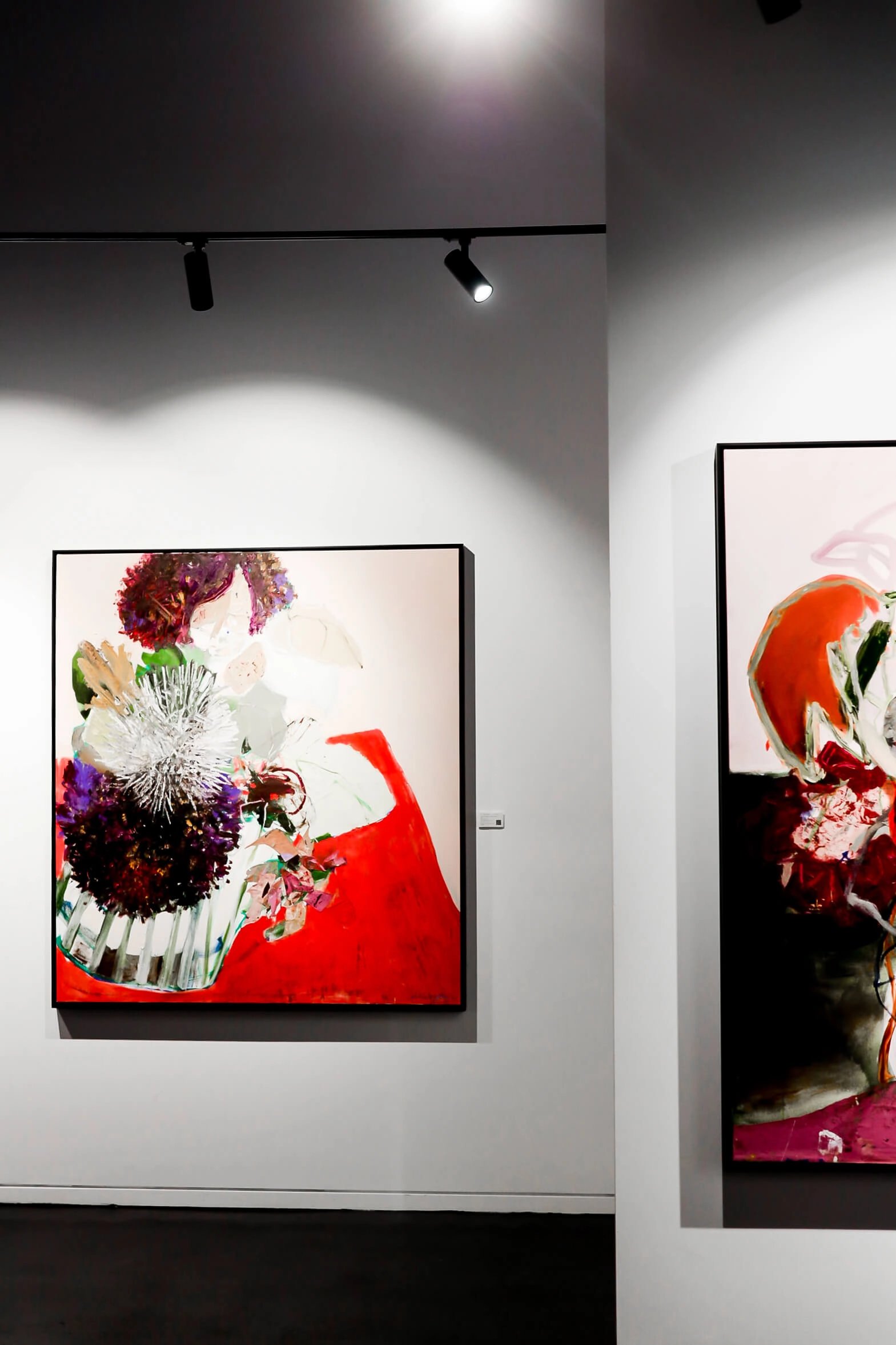 Modern tracklight system price for residential projects in New York, New York City